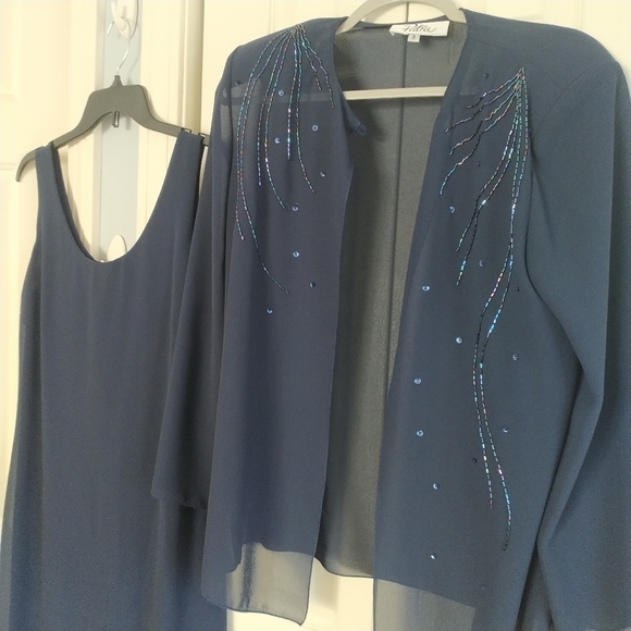 Lord & Taylor Patra Dark Navy Chiffon Tiered Sleeveless Dress with Bead Jacket 8 - Picture 2 of 4